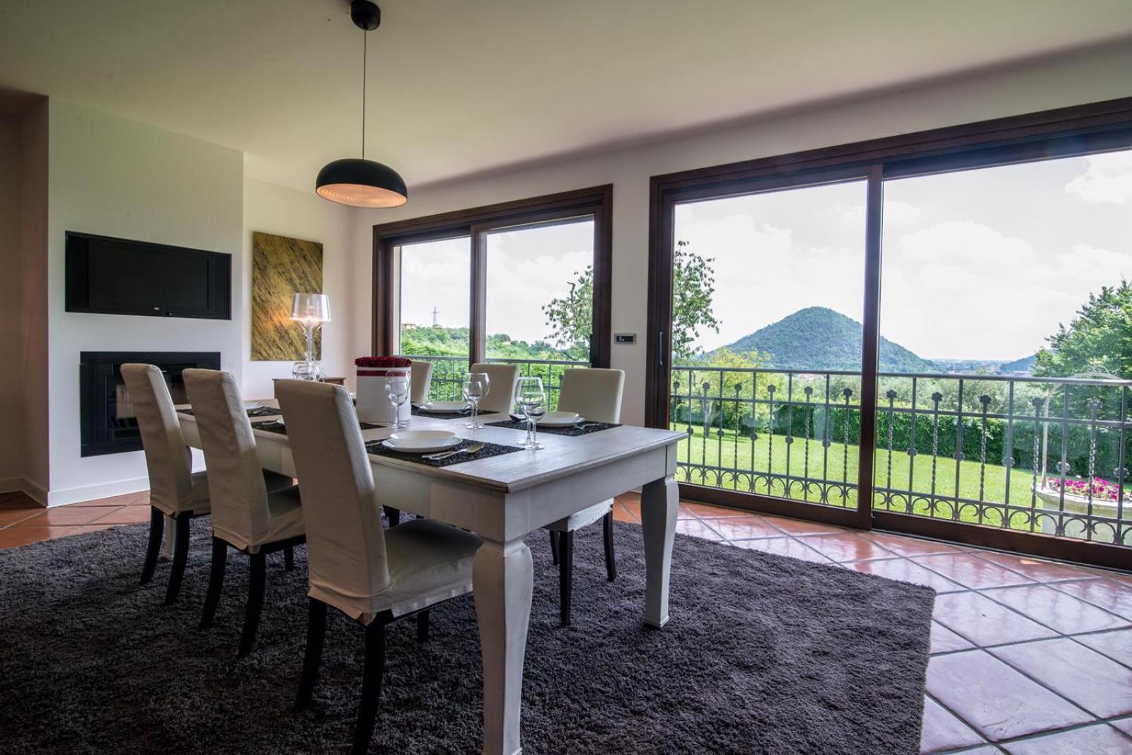 Villa Tramonte 테올로 외부 사진