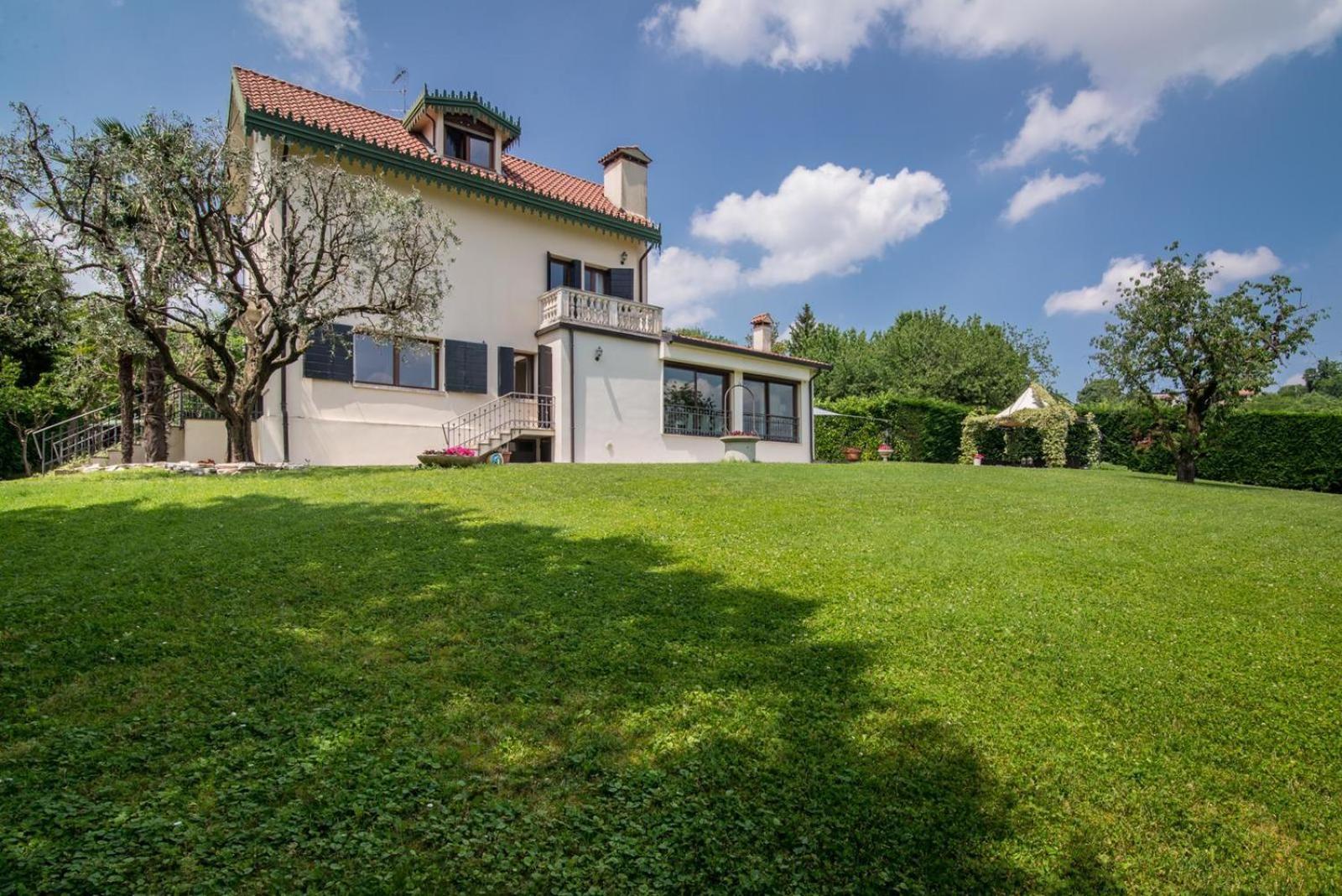 Villa Tramonte 테올로 외부 사진