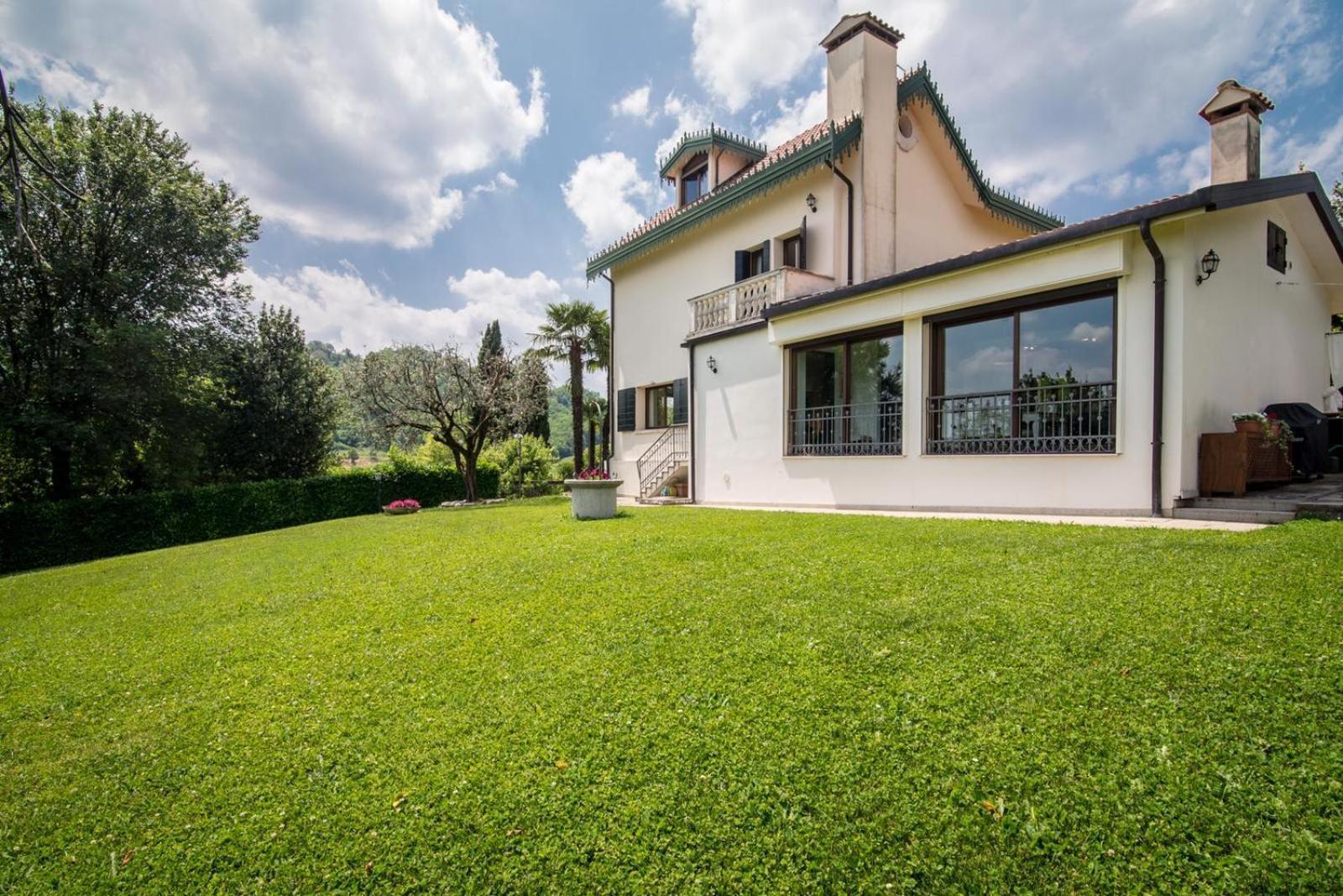 Villa Tramonte 테올로 외부 사진